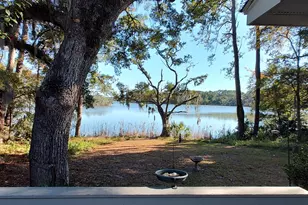 197 Pleasant Point Dr, Beaufort, SC 29907 - Photo 6