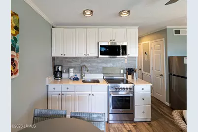 40 Folly Field #131c, Hilton Head, SC 29928 - Photo 4