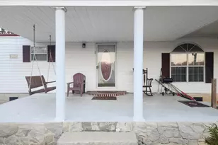 1114 Furman Nixville Pkwy, Estill, SC 29918 - Photo 2