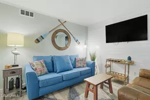 663 William Hilton Pkwy, Hilton Head Island, SC 29928 - Photo 4