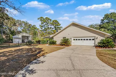 2238 Plantation Drive, Beaufort, SC 29902 - Photo 4