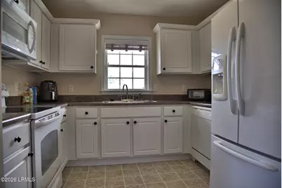 75 Wintergreen Drive, Beaufort, SC 29906 - Photo 6