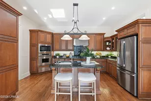 8 Queens Way, Hilton Head, SC 29928 - Photo 14