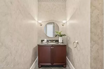 8 Queens Way, Hilton Head, SC 29928 - Photo 20