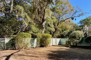 2301 Hermitage Rd, Beaufort, SC 29902 - Photo 36