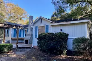 2301 Hermitage Rd, Beaufort, SC 29902 - Photo 1