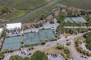 731 N Hampton Ct, Ladys Island, SC 29920 - Photo 26