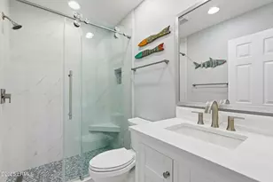 108 N Sea Pines Dr, Hilton Head Island, SC 29928 - Photo 14