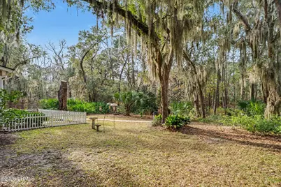 183 Brickyard Point Road S, Beaufort, SC 29907 - Photo 42