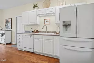 183 Brickyard Point Rd S, Beaufort, SC 29907 - Photo 14