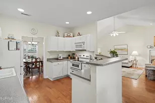 183 Brickyard Point Rd S, Beaufort, SC 29907 - Photo 12