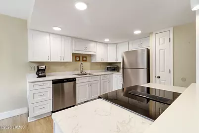 125 Shipyard Drive #110, Hilton Head Island, SC 29928 - Photo 6