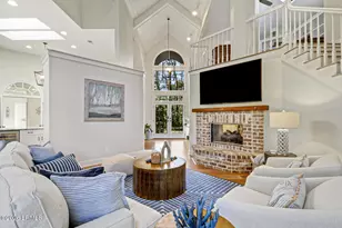 35 St Andrews Pl, Hilton Head Island, SC 29928 - Photo 10