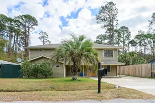 14 Bay Pines Dr, Hilton Head Island, SC 29928 - Photo 2