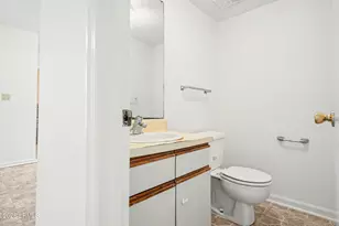 104 Island Pines Dr, Port Royal, SC 29935 - Photo 8