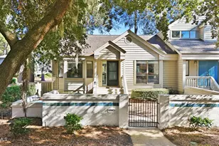 21 Lake Forest Dr, Hilton Head, SC 29928 - Photo 1