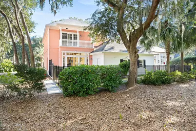 10 Harbour Passage Patio, Hilton Head Island, SC 29926 - Photo 2