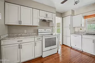 806 Elizabeth Ln, Beaufort, SC 29902 - Photo 8