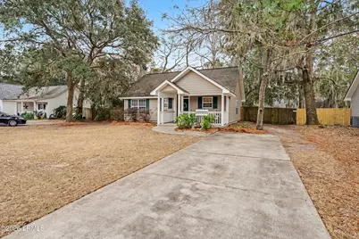 15 Mary Elizabeth Drive, Beaufort, SC 29907 - Photo 2