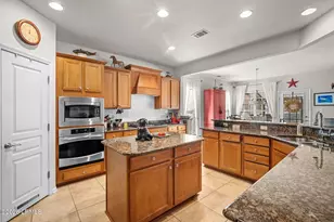 1 Abbotsbury Pl, Bluffton, SC 29910 - Photo 8