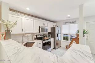 258 North Cir, Bluffton, SC 29910 - Photo 4