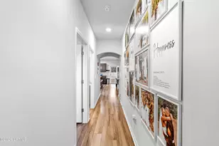 155 Chestnut St, Beaufort, SC 29906 - Photo 2