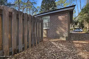 6 Point Comfort Rd, Hilton Head, SC 29928 - Photo 22