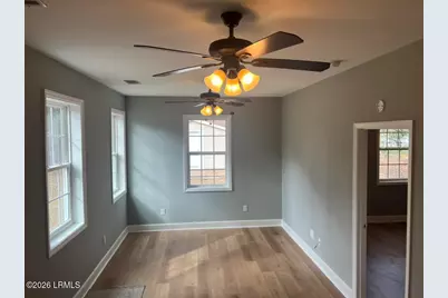 905 Belleview Circle W, Beaufort, SC 29902 - Photo 8