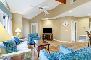 55 Barcelona Rd, Hilton Head, SC 29928 - Photo 6