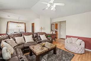 29 Pelican Cir, Beaufort, SC 29906 - Photo 6