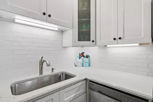 663 William Hilton Pkwy, Hilton Head Island, SC 29928 - Photo 12