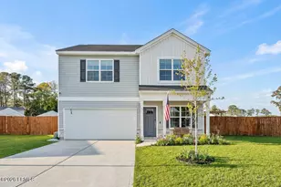 58 Cedarwood St, Beaufort, SC 29906 - Photo 2