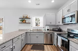 58 Cedarwood St, Beaufort, SC 29906 - Photo 16