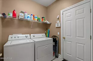 122 Island W Dr, Bluffton, SC 29910 - Photo 22