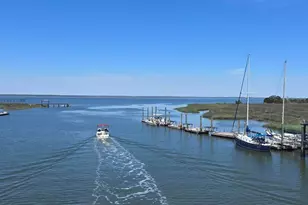 976 Sams Point Rd, Beaufort, SC 29907 - Photo 44