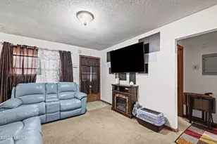 1332 Sea Island Pkwy, Saint Helena Island, SC 29920 - Photo 16