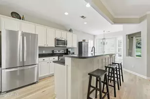 113 Holly Ribbons Cir, Bluffton, SC 29909 - Photo 4