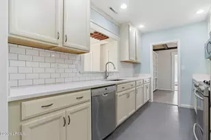 3014 Shell Point Rd, Beaufort, SC 29906 - Photo 12