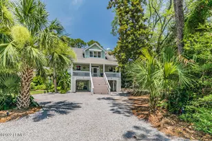 35 Lakeview Ln, Harbor Island, SC 29920 - Photo 1