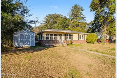 1502 Palmetto Drive, Beaufort, SC 29902 - Photo 1