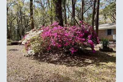 1610 Columbia Drive, Beaufort, SC 29906 - Photo 6