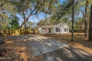8 Factory Creek Rd, Beaufort, SC 29907 - Photo 2