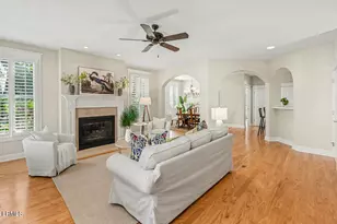 9 Newpoint Rd, Beaufort, SC 29907 - Photo 8