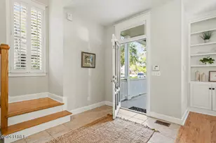 9 Newpoint Rd, Beaufort, SC 29907 - Photo 4