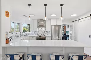 27 Stable Gate Rd, Hilton Head Island, SC 29926 - Photo 10