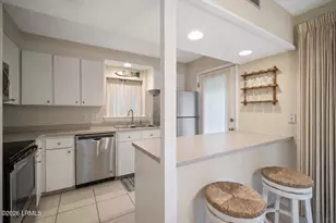 21 Haul Away, Hilton Head, SC 29928 - Photo 2