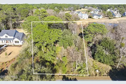 111 Dolphin Point Drive, Beaufort, SC 29907 - Photo 2