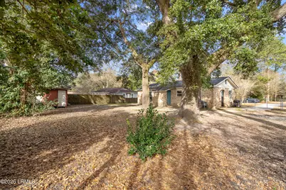 5618 Frederick Drive, Beaufort, SC 29906 - Photo 8