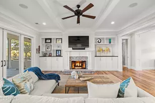 136 Flatwater Dr, Bluffton, SC 29910 - Photo 4