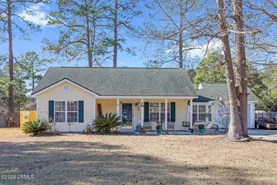27 Pelican Circle, Beaufort, SC 29906 - Photo 1